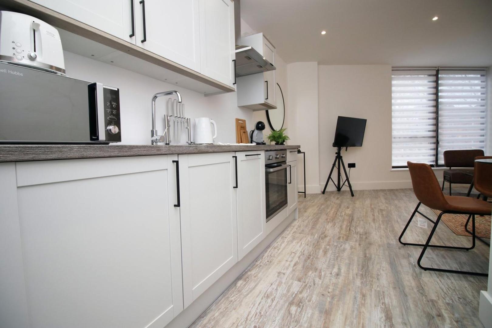 2 Bedroom With Free Parking スウィンドン エクステリア 写真